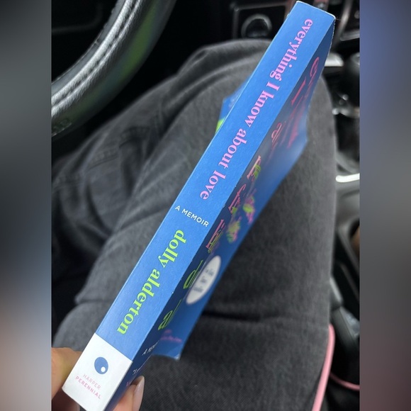 Everything i know about love - Picture 2 of 3